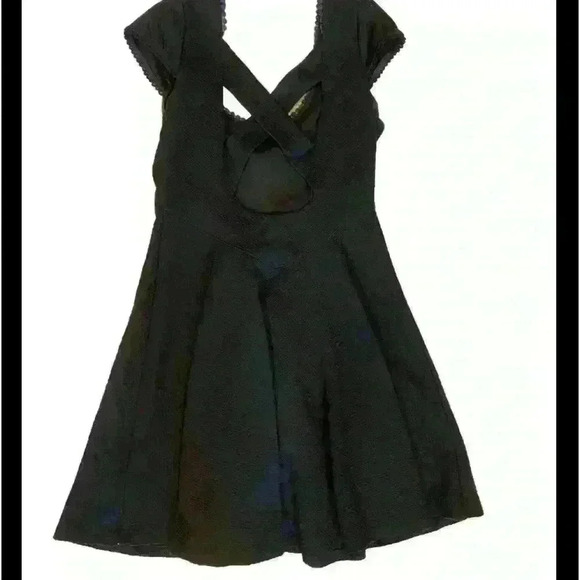 Free People Black Jacquard Cap Sleeve Skater Dress Size: XSmall - Picture 2 of 4